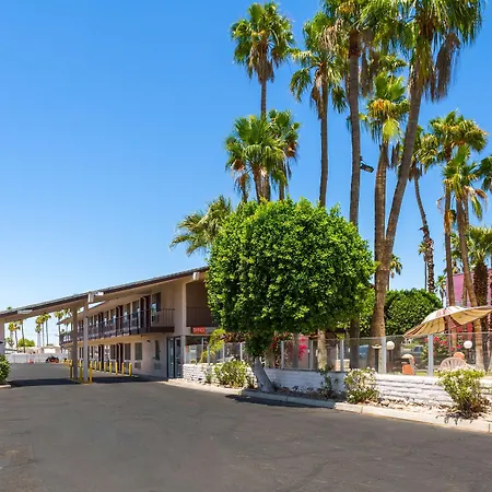 Knights Inn&Suites Yuma